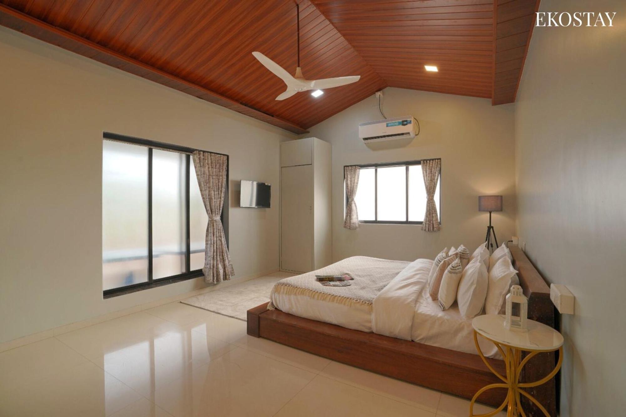 Ekostay Gold Palm Estate I Cricket Turf I Rain Dance I 2 Acre Property Karjat Exteriör bild